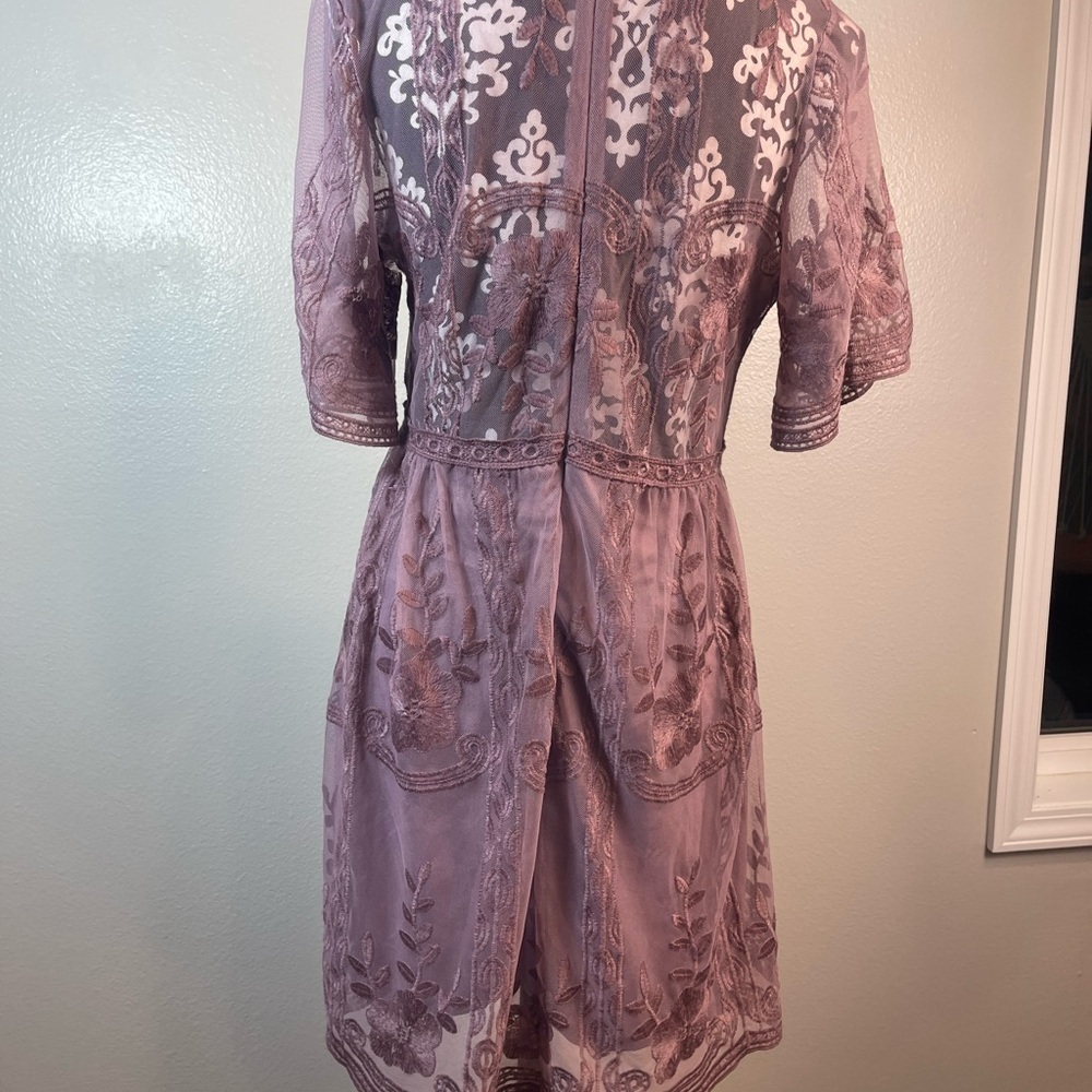 Boho Elegant Mauve Lace Dress​​​ Size M - Picture 4 of 12